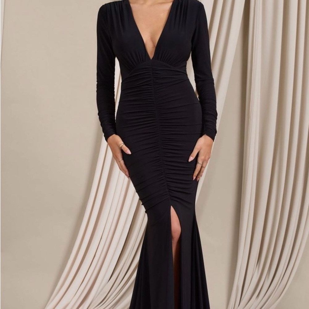 Elegant Black Long Sleeve Wedding Dress